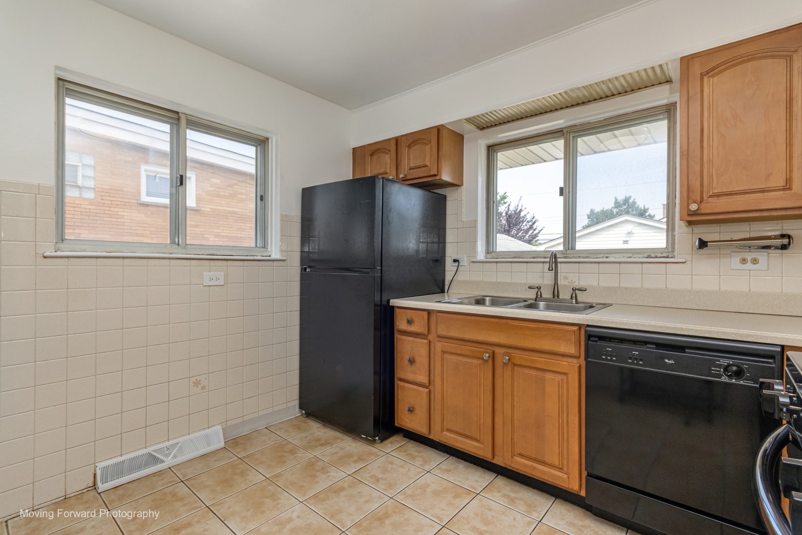 10830 Hastings Street Property Photo 14