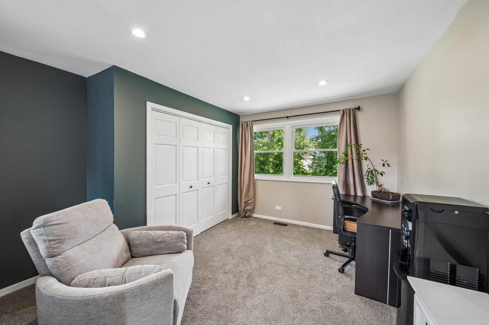 5s671 Buttonwood Court Property Photo 18