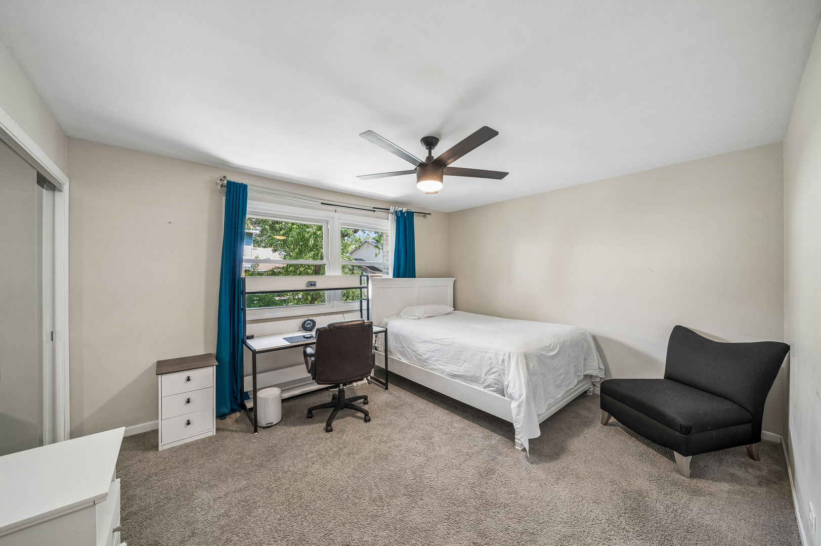 5s671 Buttonwood Court Property Photo 21