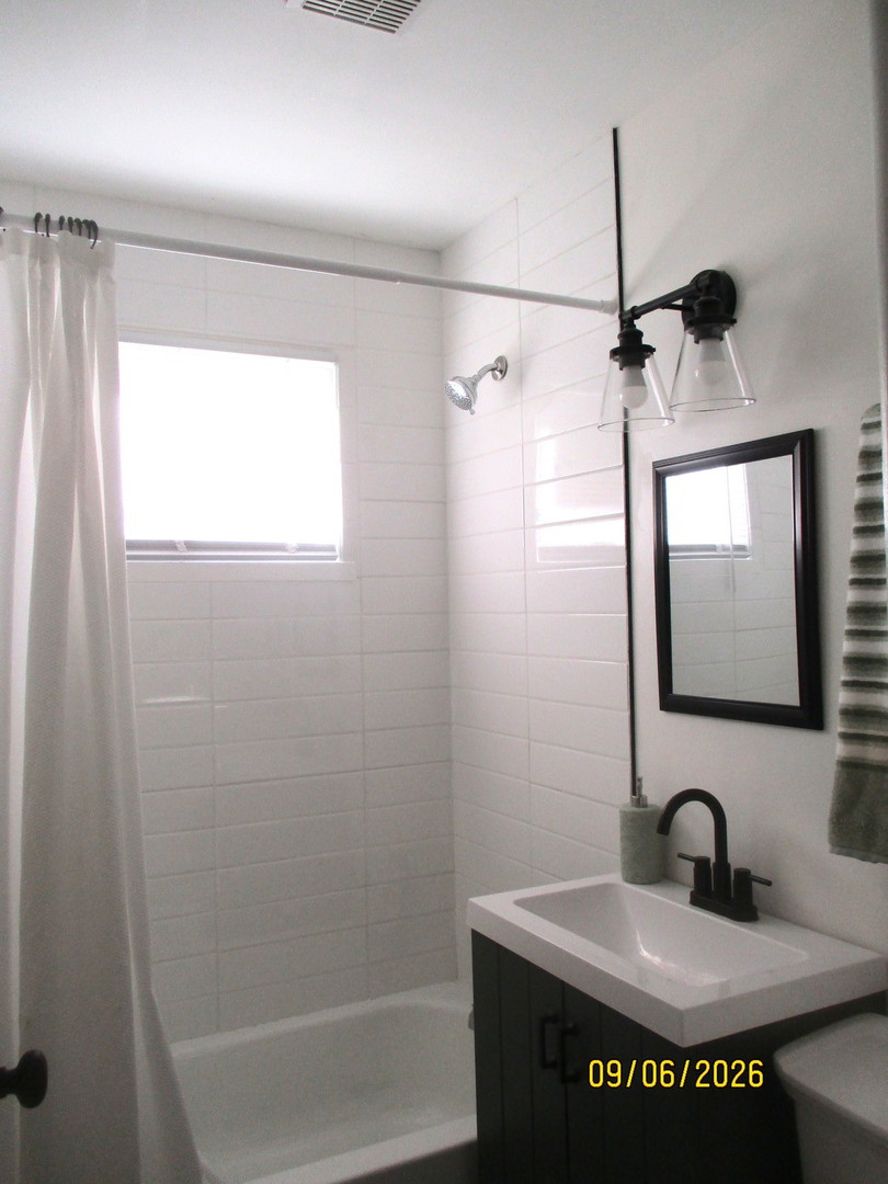 1404 Burnham Avenue Property Photo 9