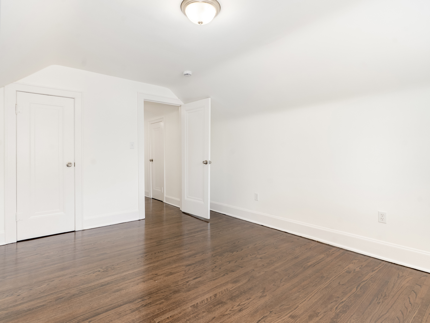 510 W 8th Street Property Photo 16