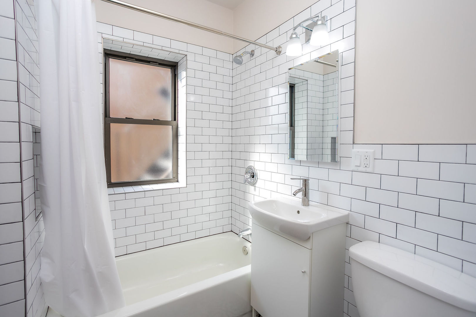 3056 S Keeler Avenue 2 Property Photo 6