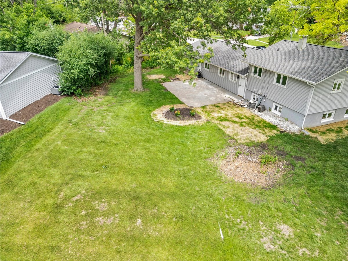 590 Durham Court Property Photo 6