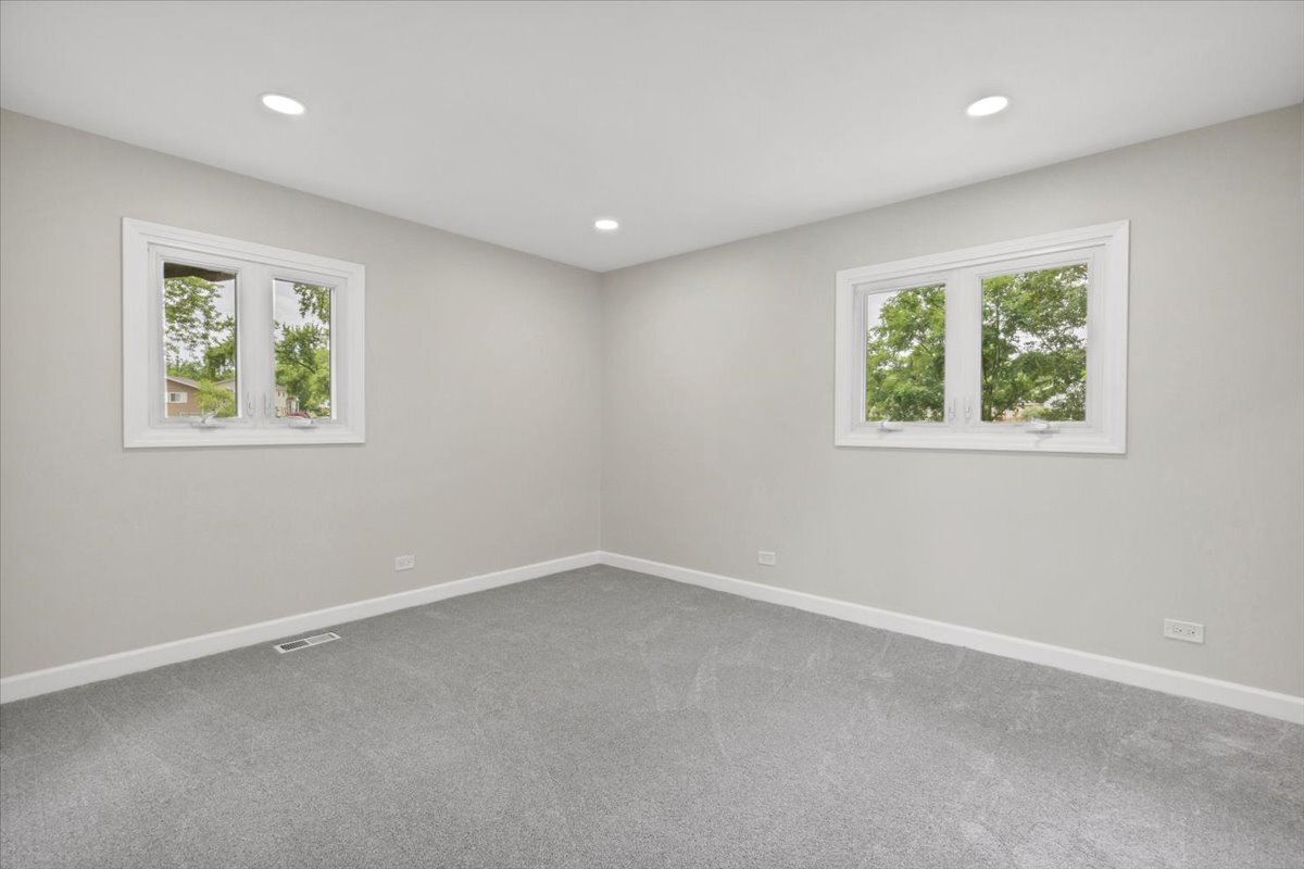 590 Durham Court Property Photo 31