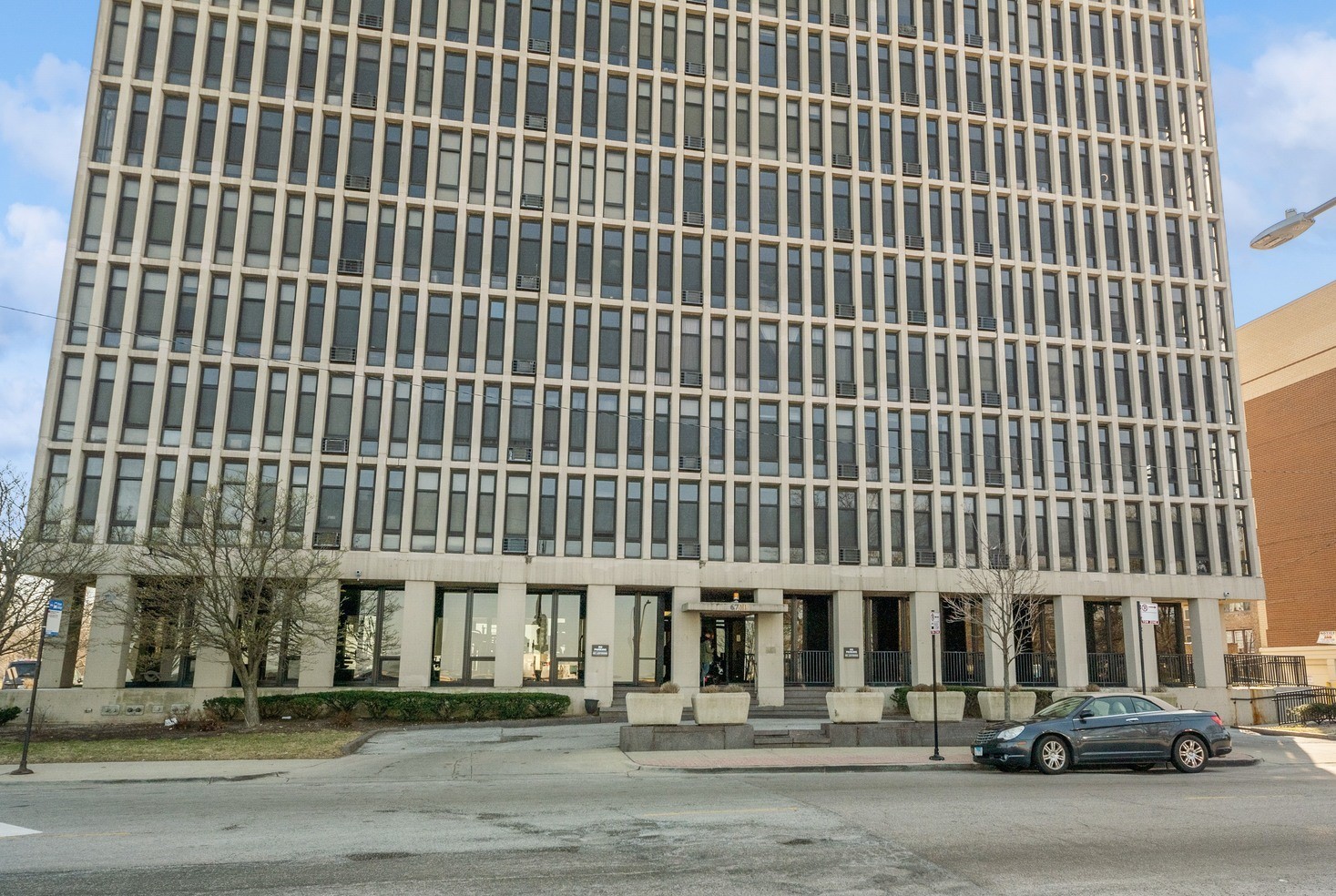 6700 S South Shore Drive 4k Property Photo 2