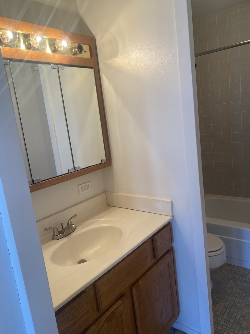 6700 S South Shore Drive 4k Property Photo 11