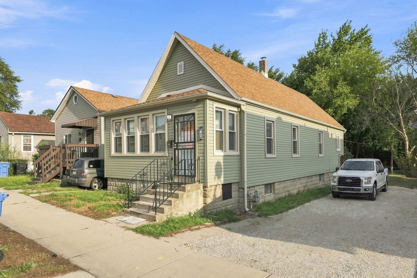 310 E 138th Street Property Photo 2