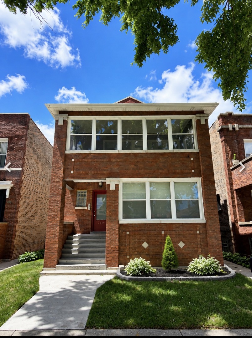 7316 S Calumet Avenue Property Photo 1