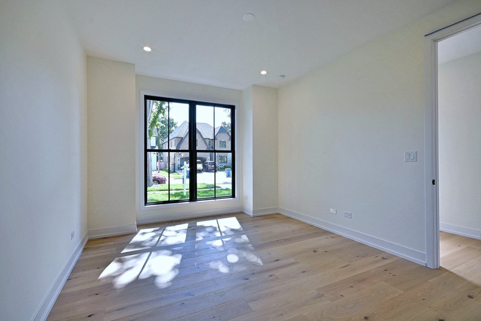 680 S Bryan Street Property Photo 4