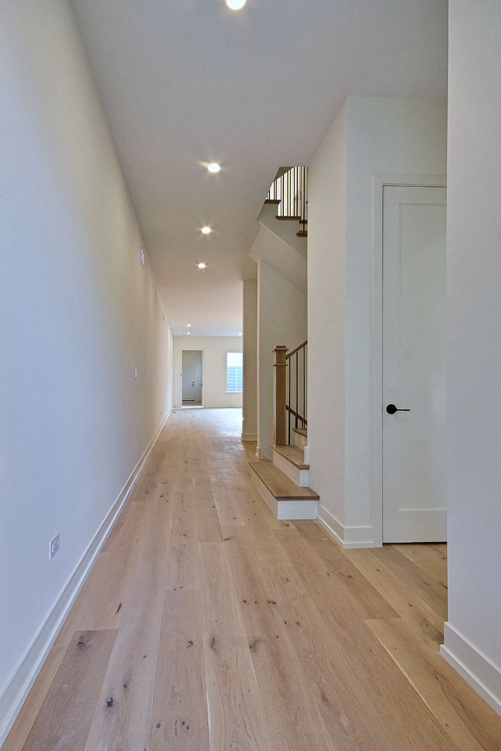 256 Addison Avenue Property Photo 4