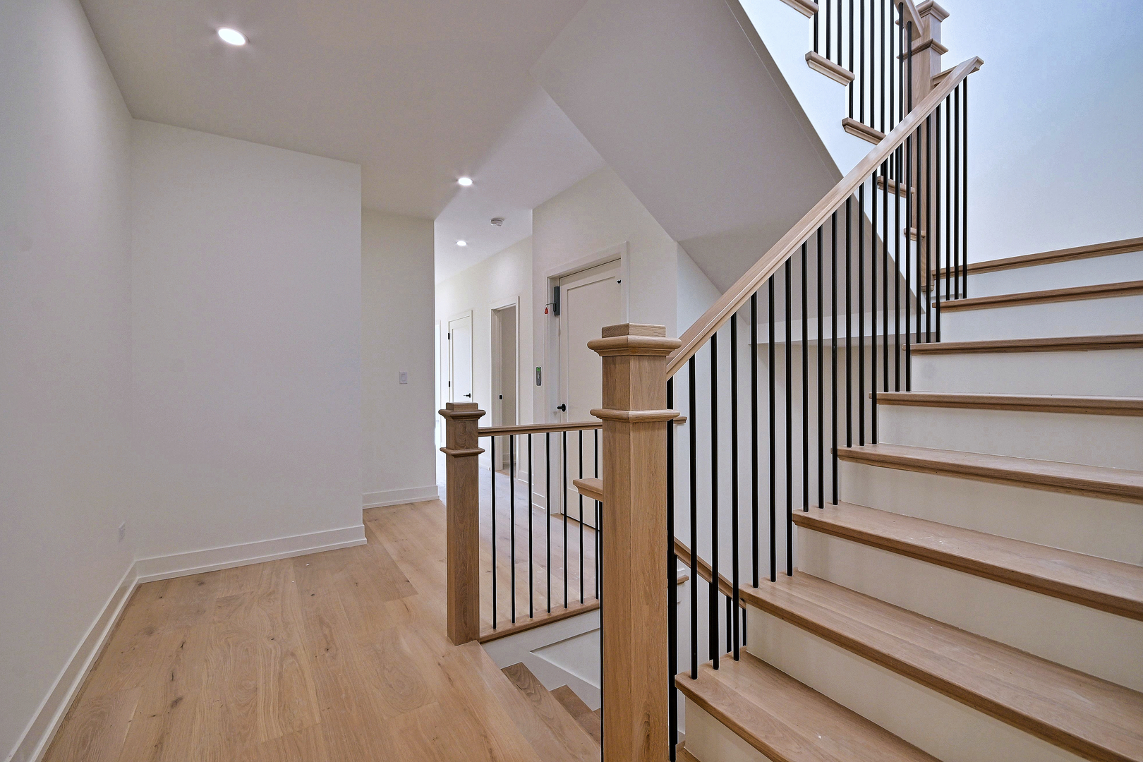 256 Addison Avenue Property Photo 27