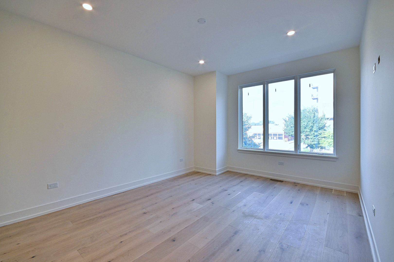 256 Addison Avenue Property Photo 28