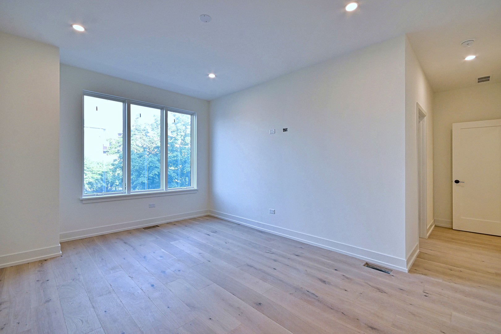 256 Addison Avenue Property Photo 29
