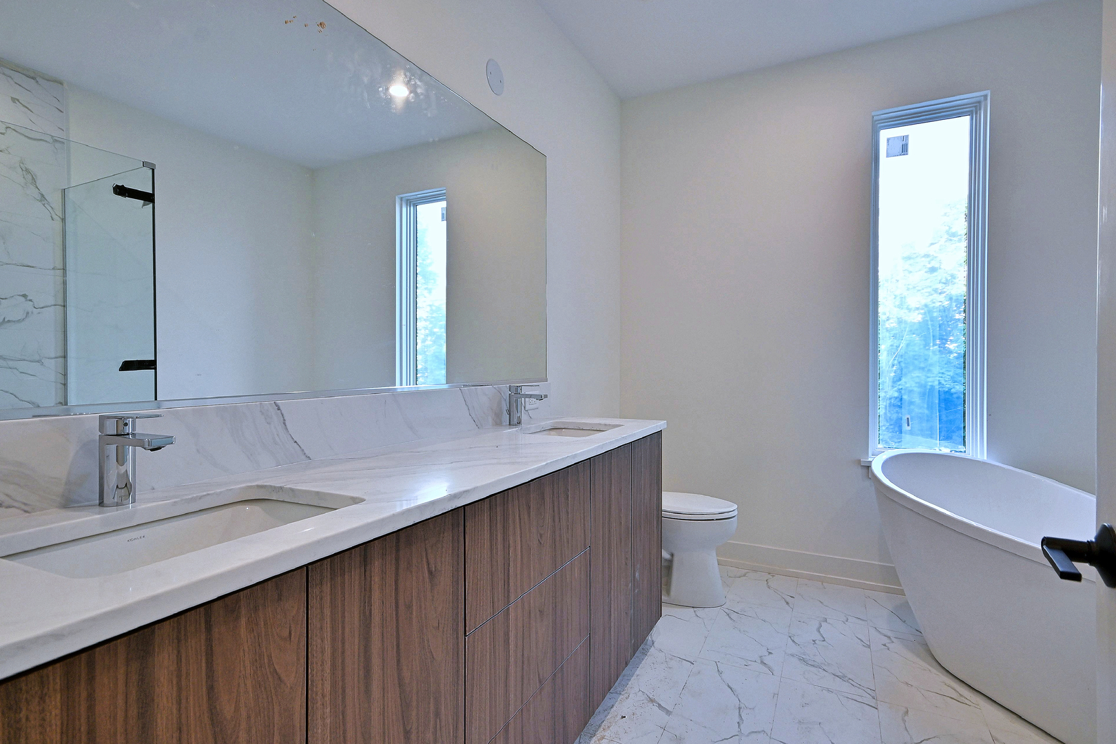 256 Addison Avenue Property Photo 31