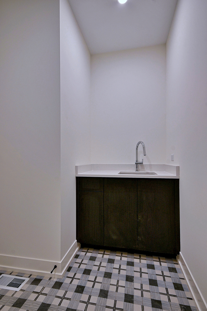 256 Addison Avenue Property Photo 37