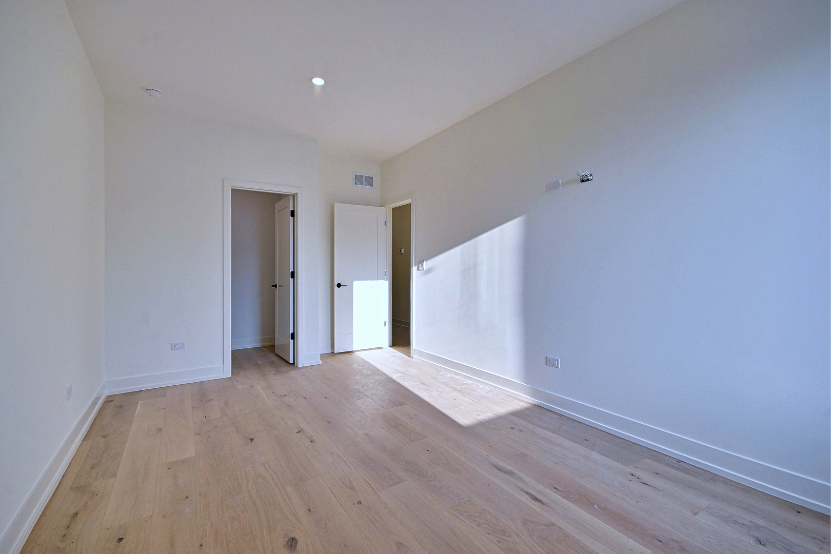 256 Addison Avenue Property Photo 44
