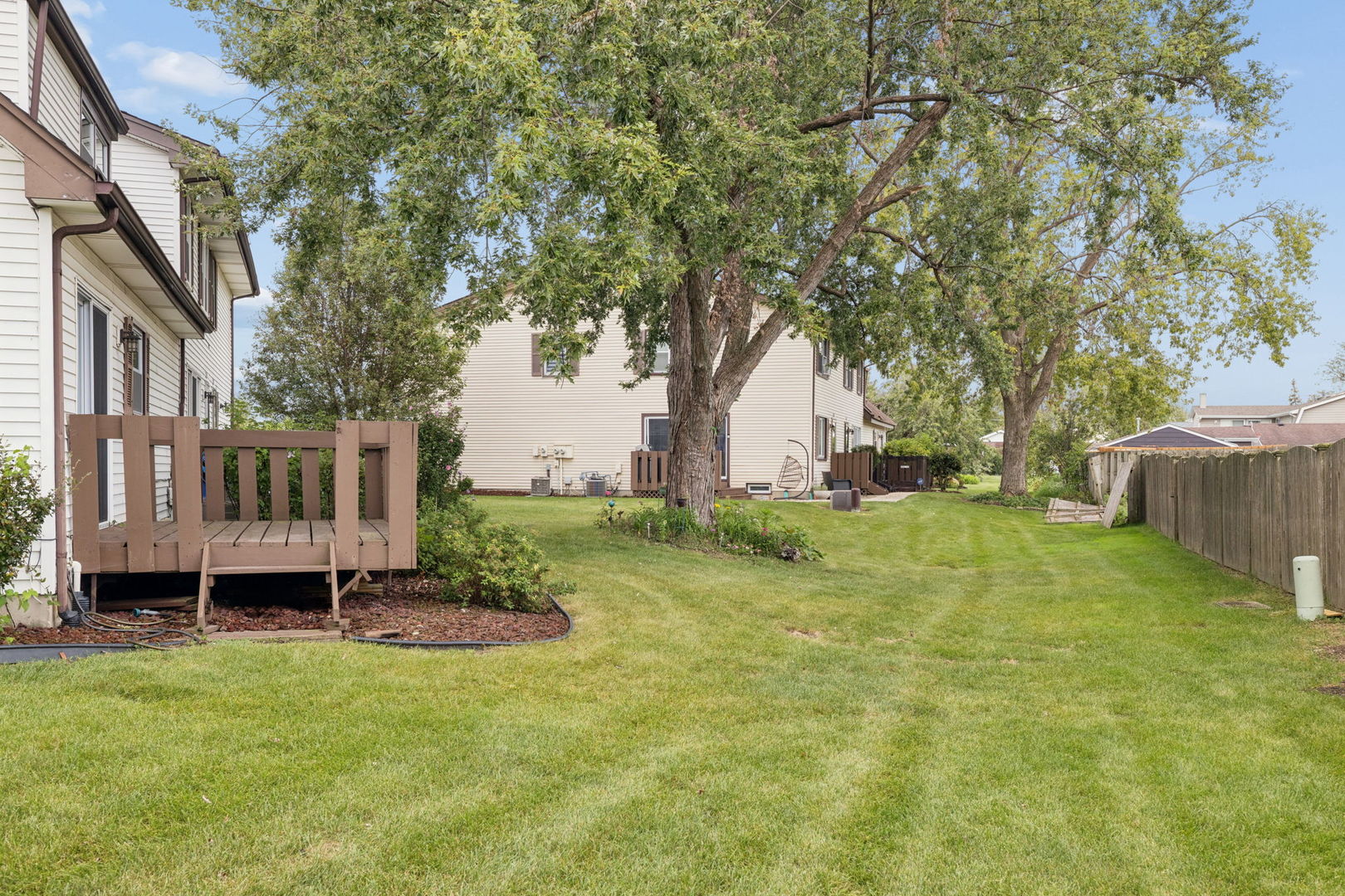 7744 W Almond Court Property Photo 3
