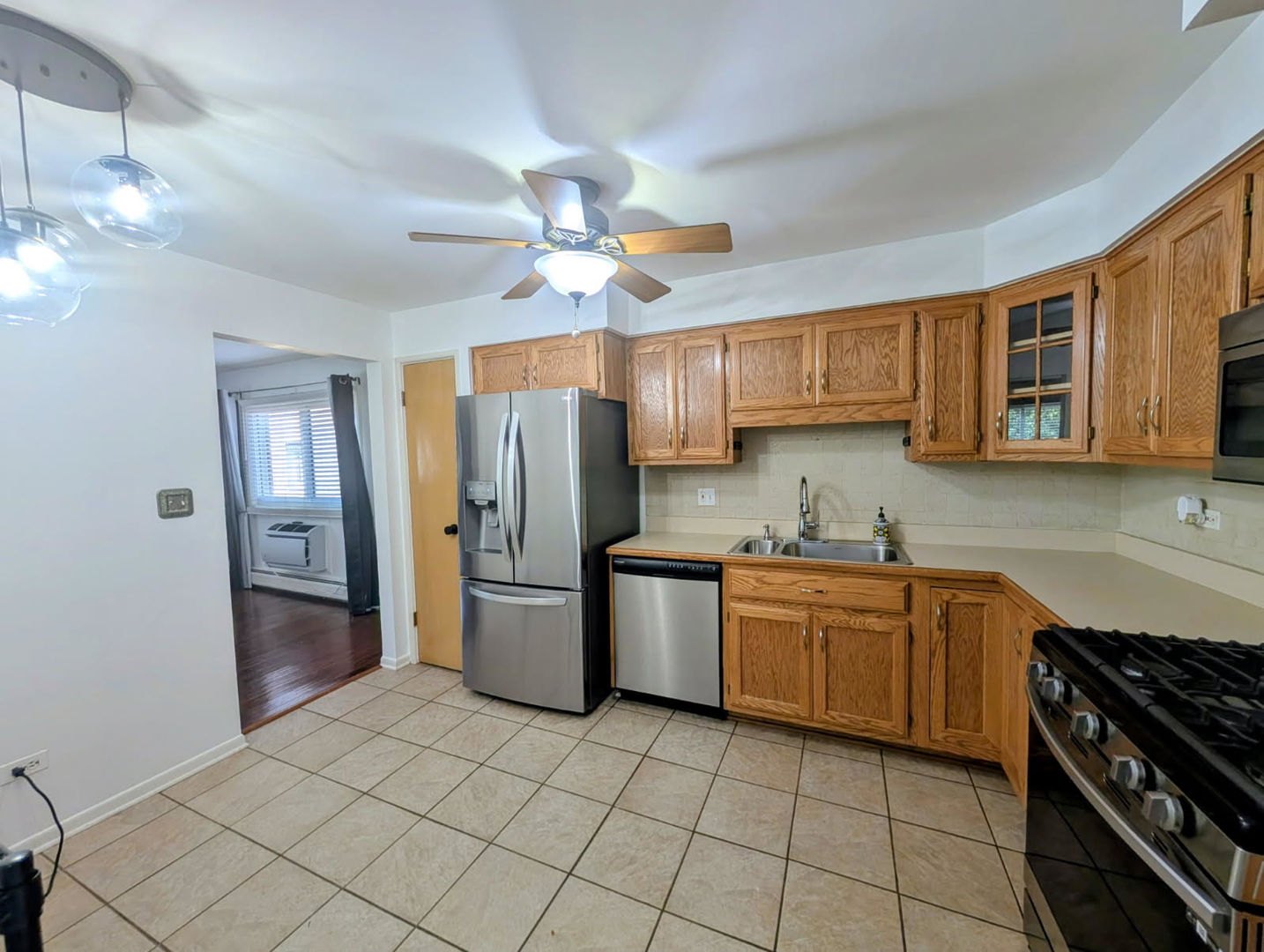 800 Washington Boulevard 305 Property Photo 4