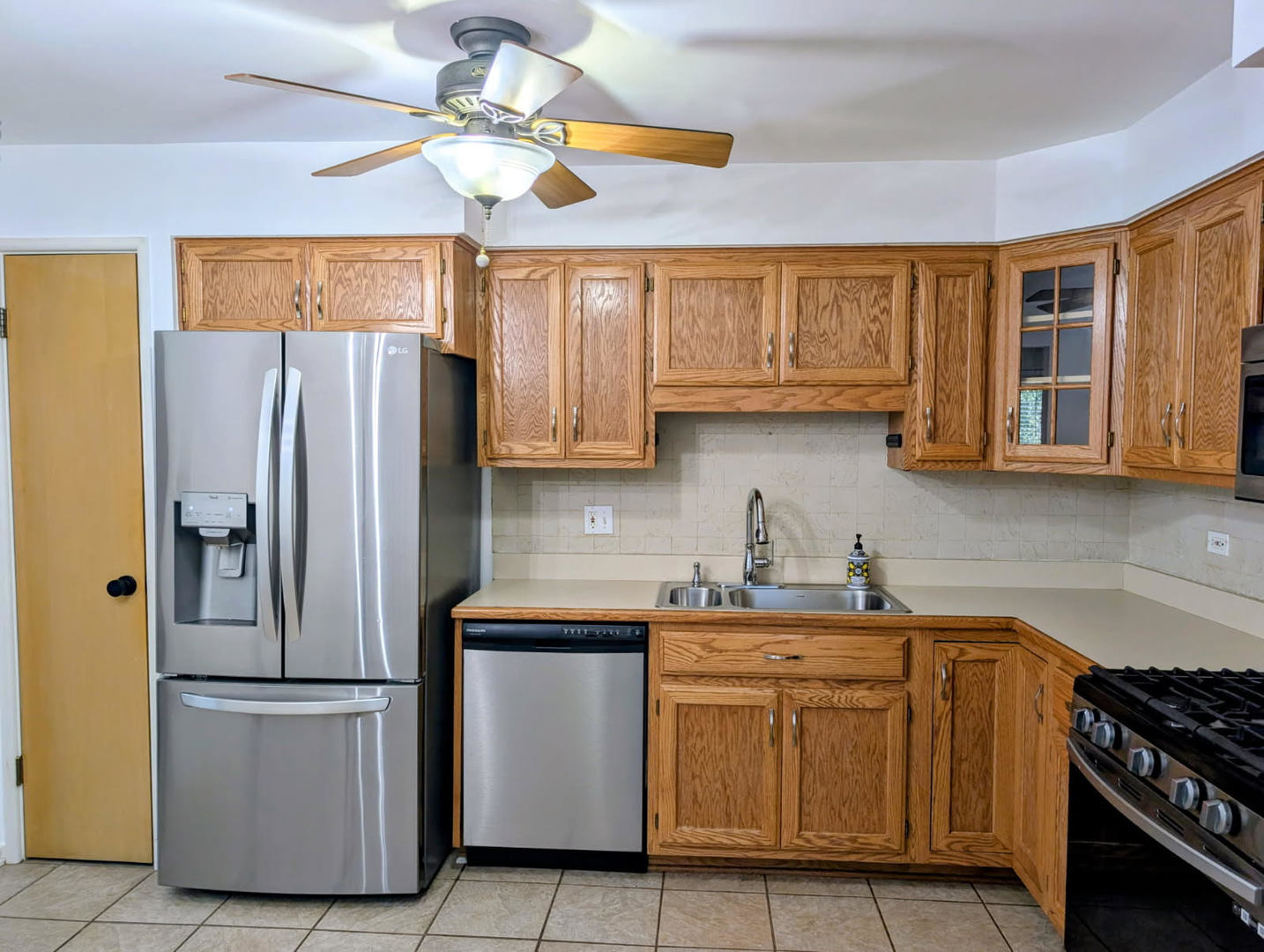 800 Washington Boulevard 305 Property Photo 5