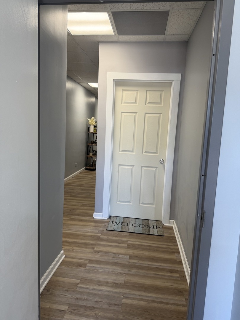5236 W Irving Park Road Property Photo 4
