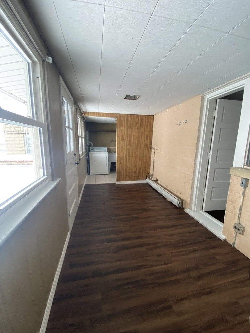 5236 W Irving Park Road Property Photo 17