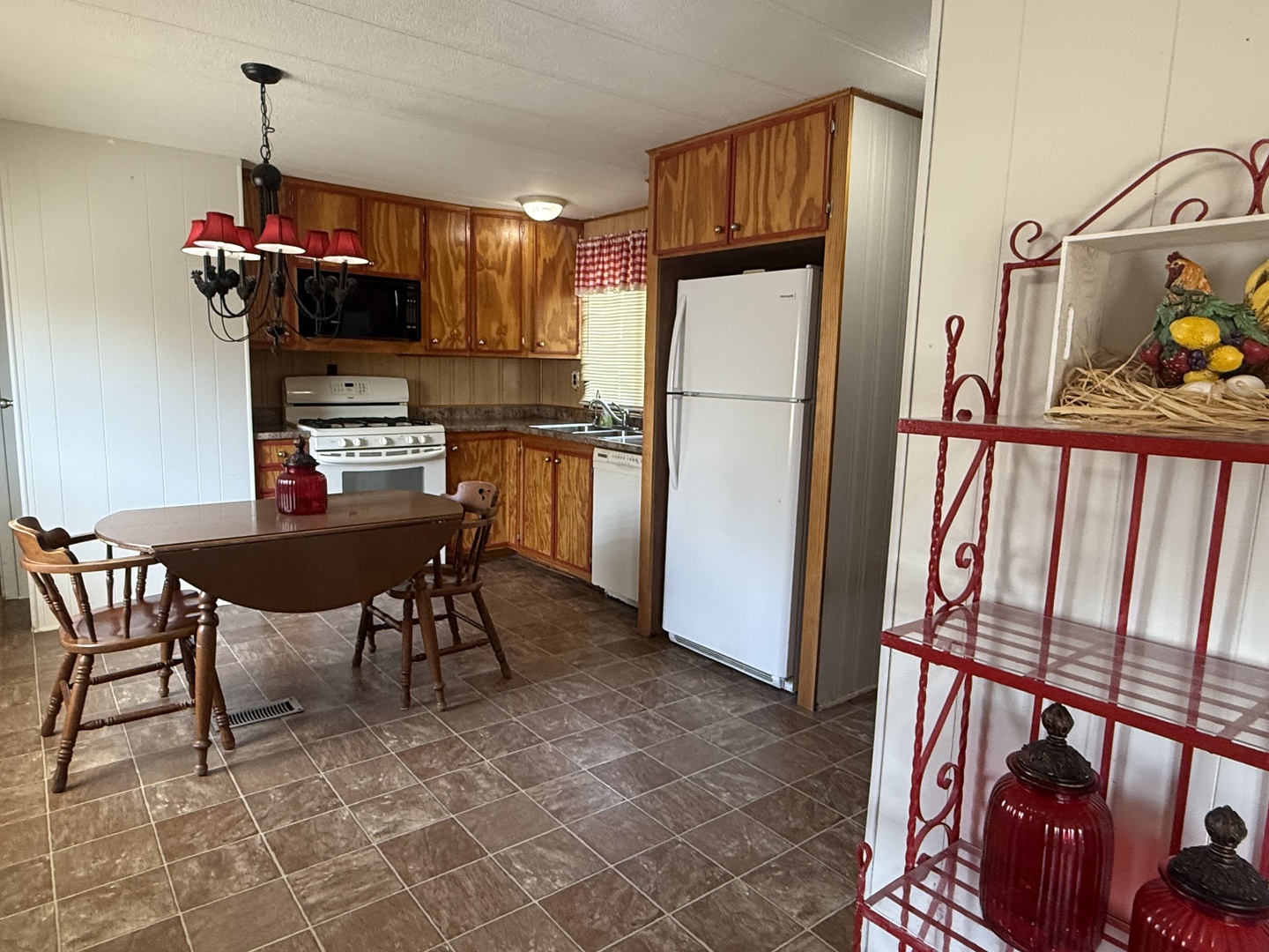 525 Moorfield Road Property Photo 11