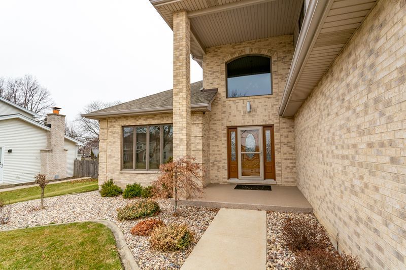 902 Somerset Drive Property Photo 4