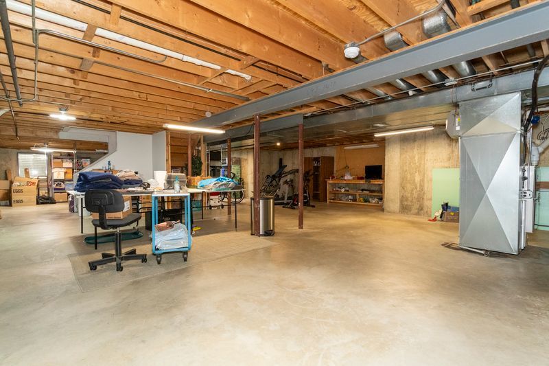 902 Somerset Drive Property Photo 28