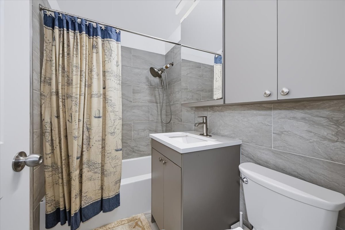 8423 W 99th Terrace 35-214 Property Photo 12