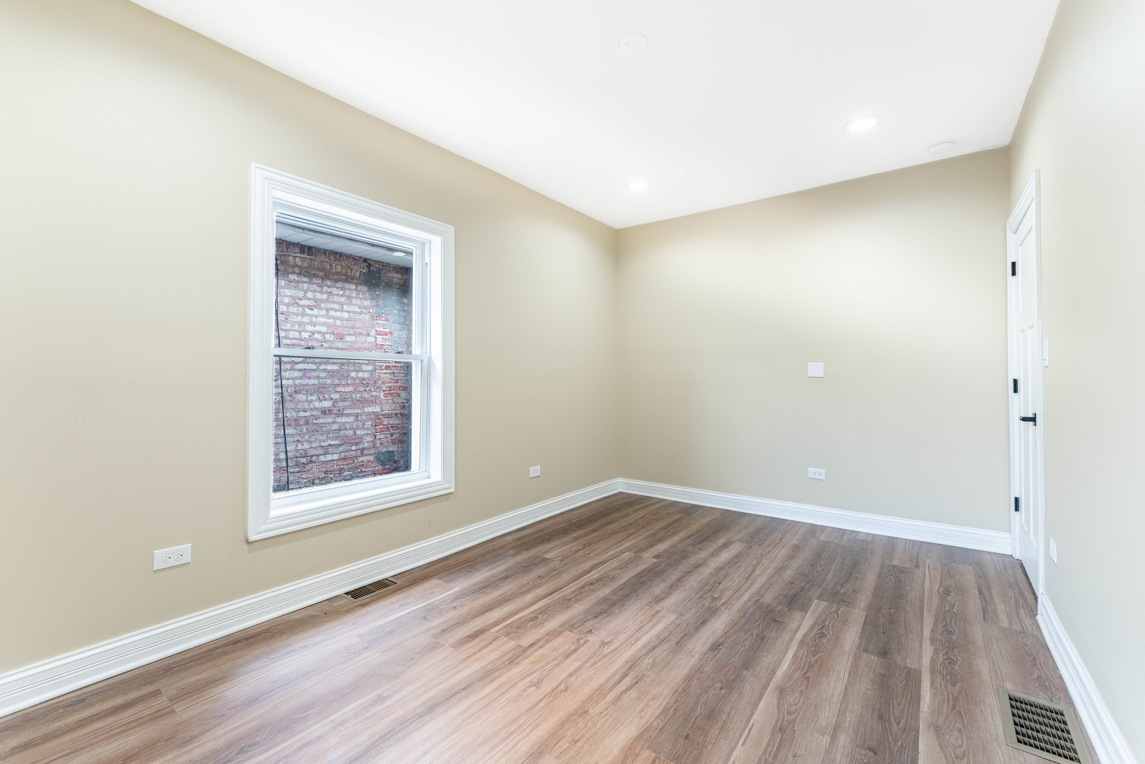 2234 Gunderson Avenue Property Photo 14