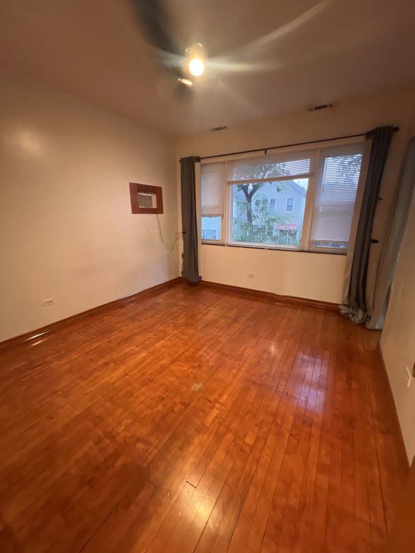 3041 S Lowe Avenue Property Photo 25
