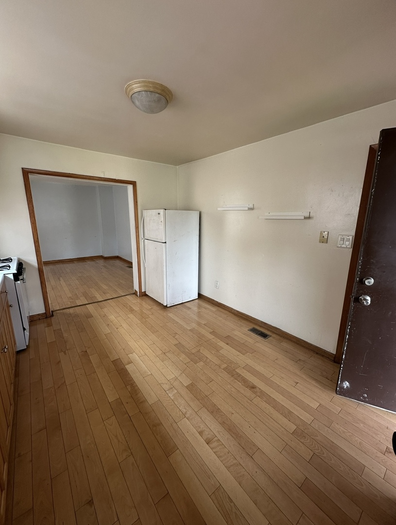 3041 S Lowe Avenue Property Photo 30