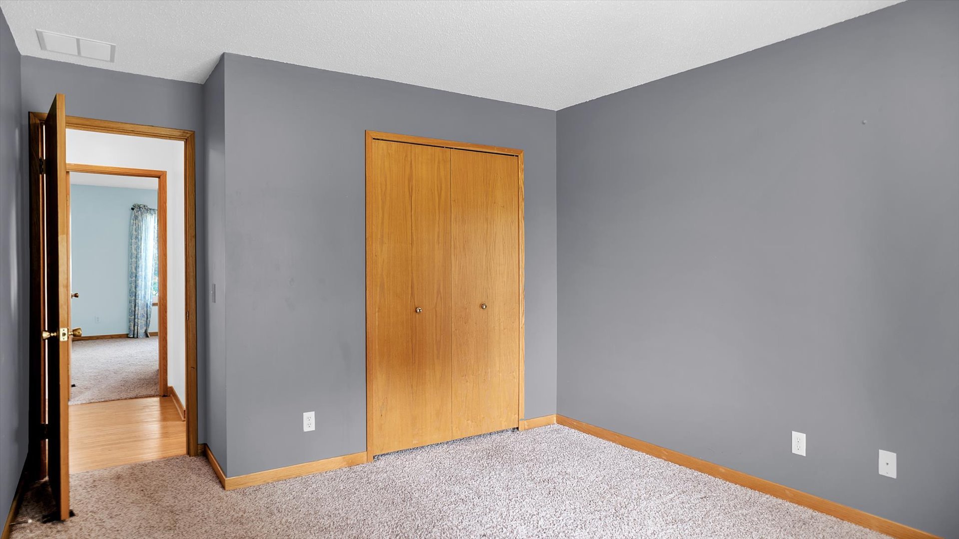 403 Clearwater Drive 403 Property Photo 24