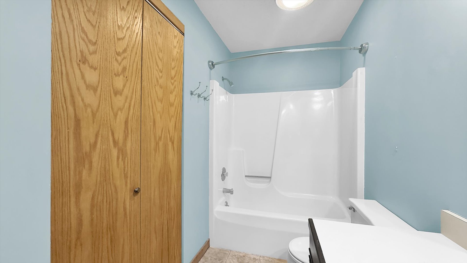 403 Clearwater Drive 403 Property Photo 25