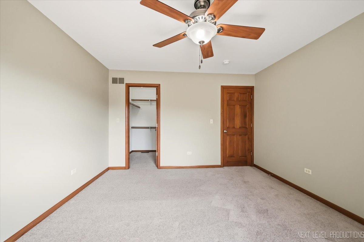 412 Deerfield Drive Property Photo 20