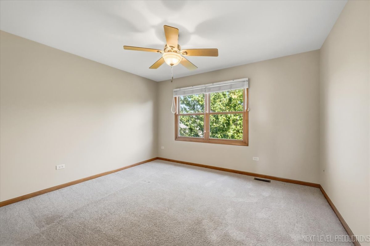 412 Deerfield Drive Property Photo 21
