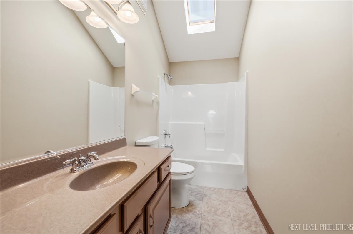 412 Deerfield Drive Property Photo 23