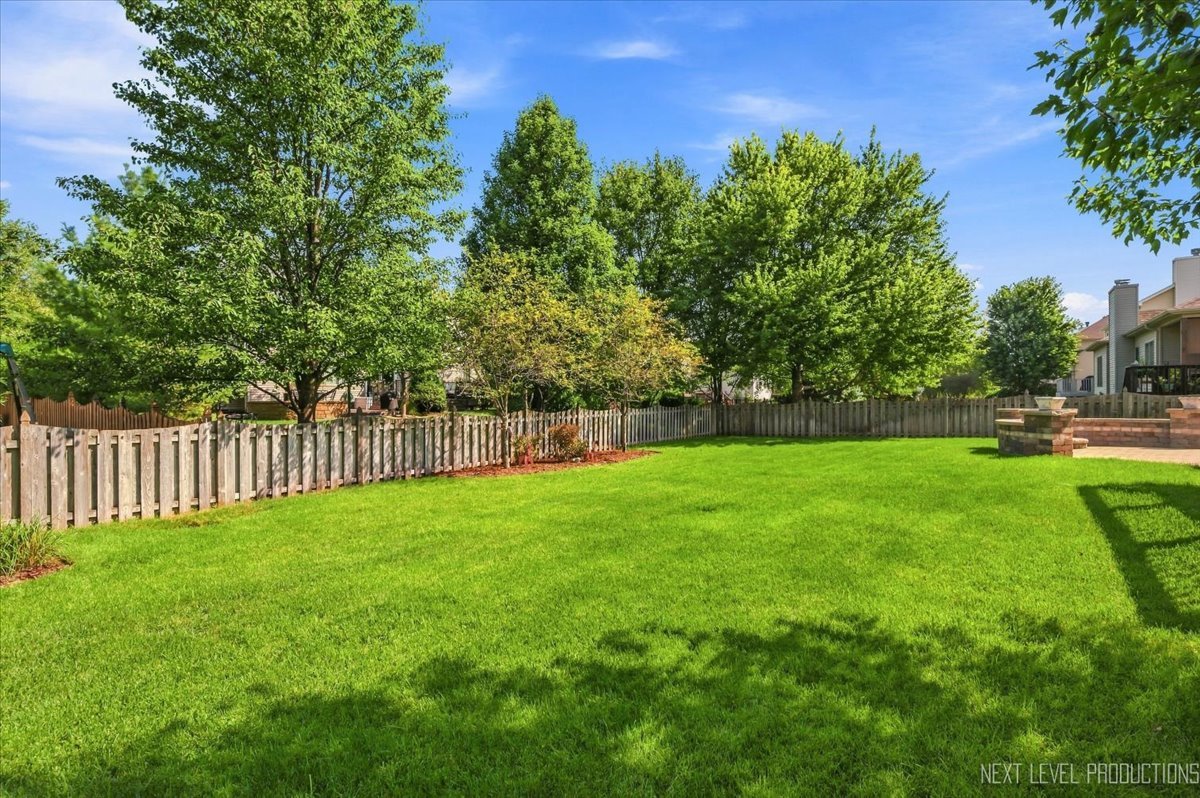 412 Deerfield Drive Property Photo 30