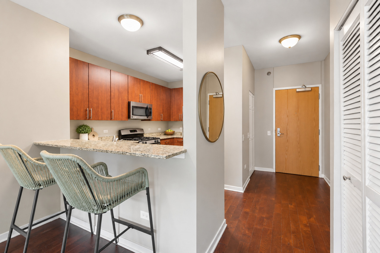 757 N Orleans Street 610 Property Photo 7
