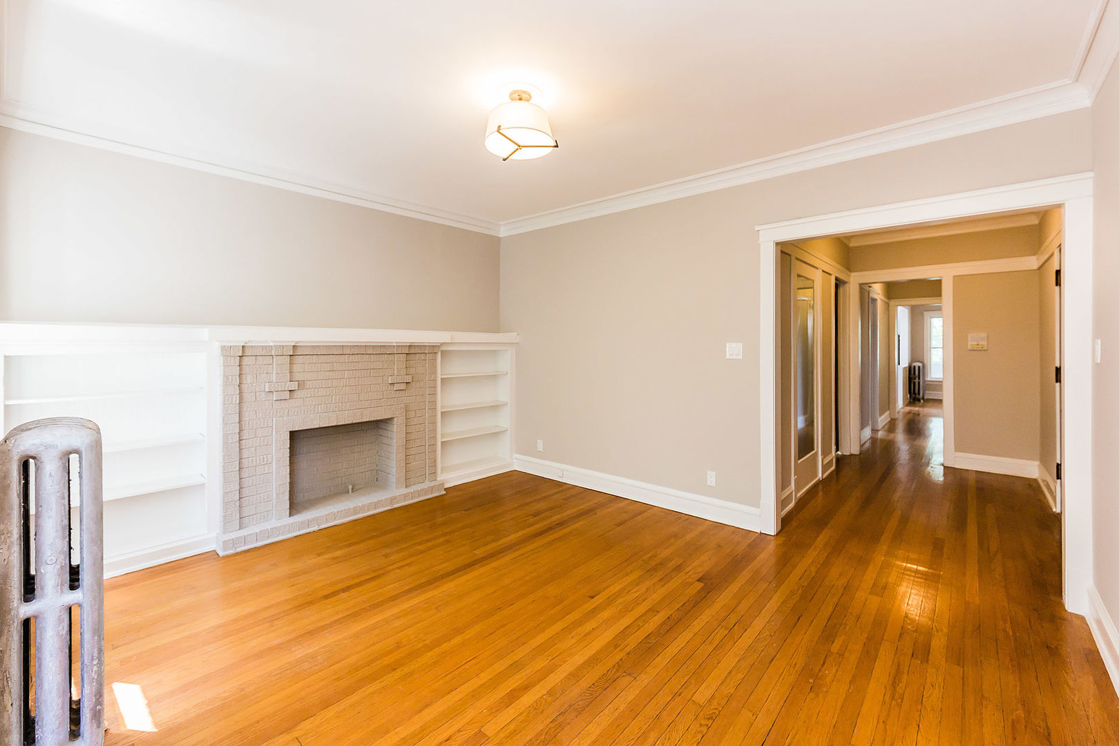 4724 N Sacramento Avenue Property Photo 15