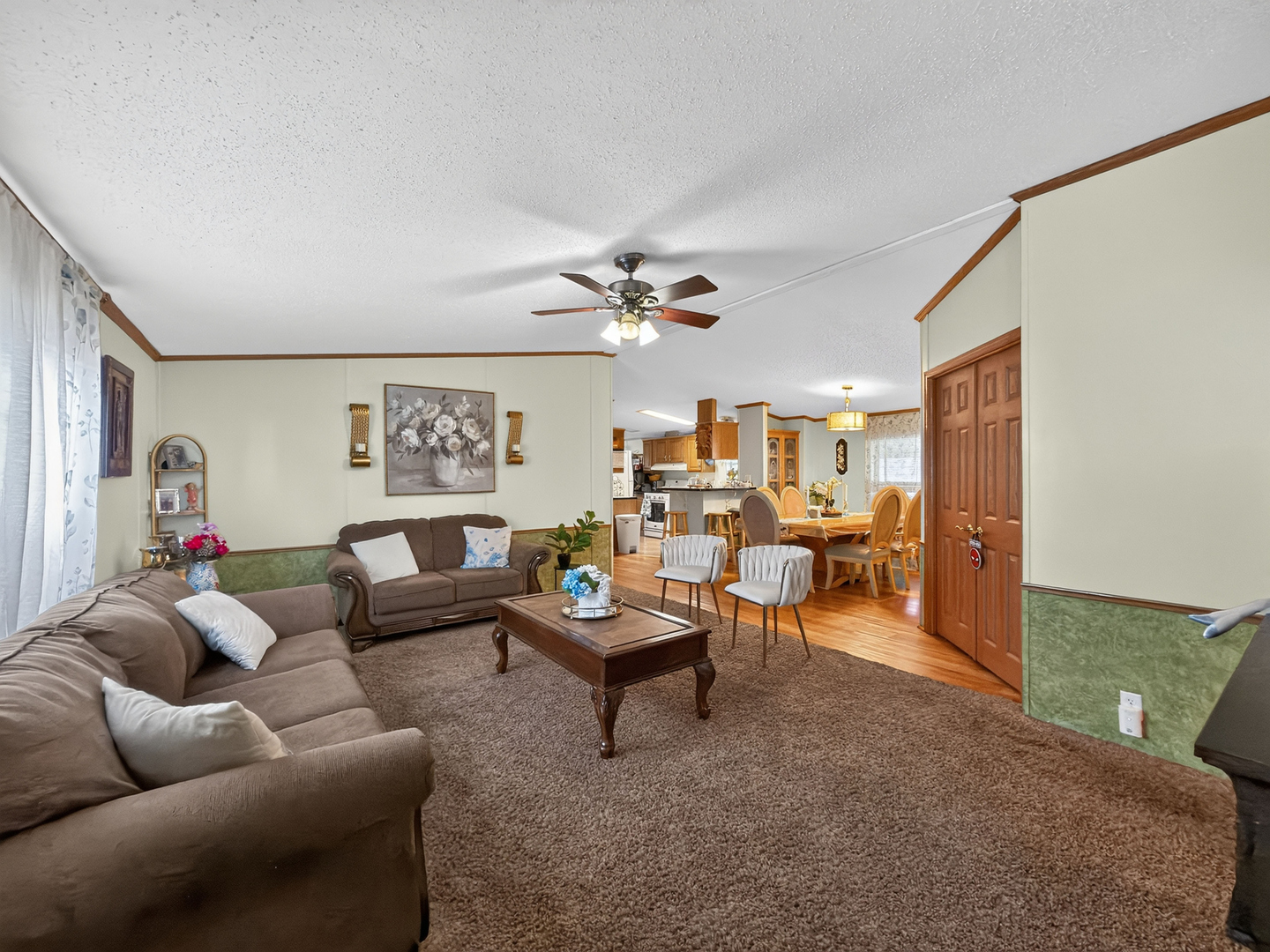 819 S 9th Street Property Photo 3