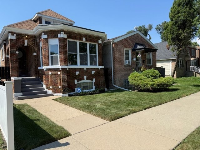 9438 S Wabash Avenue Property Photo 2