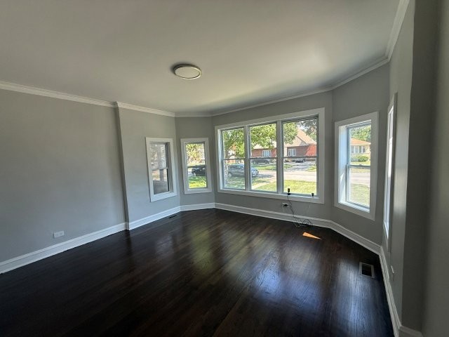 9438 S Wabash Avenue Property Photo 6