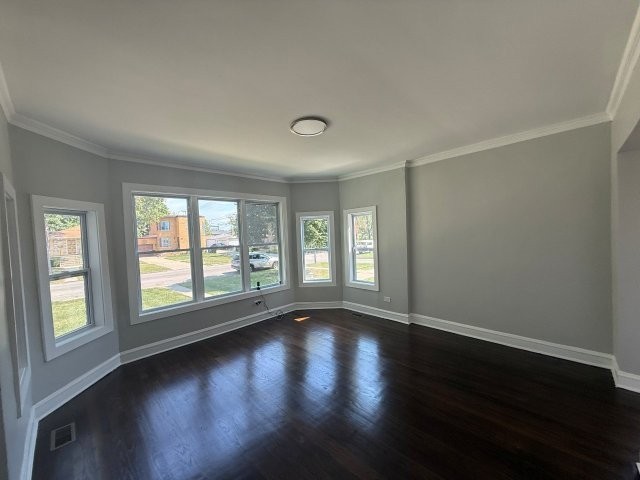 9438 S Wabash Avenue Property Photo 7