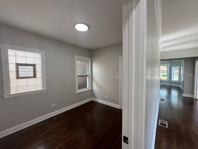 9438 S Wabash Avenue Property Photo 16