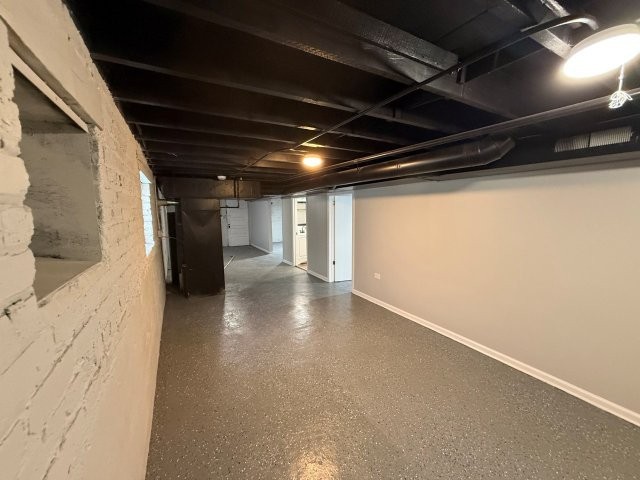 9438 S Wabash Avenue Property Photo 25