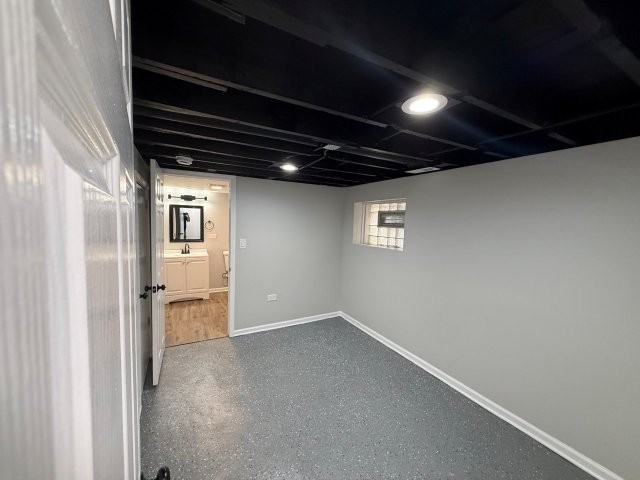 9438 S Wabash Avenue Property Photo 28