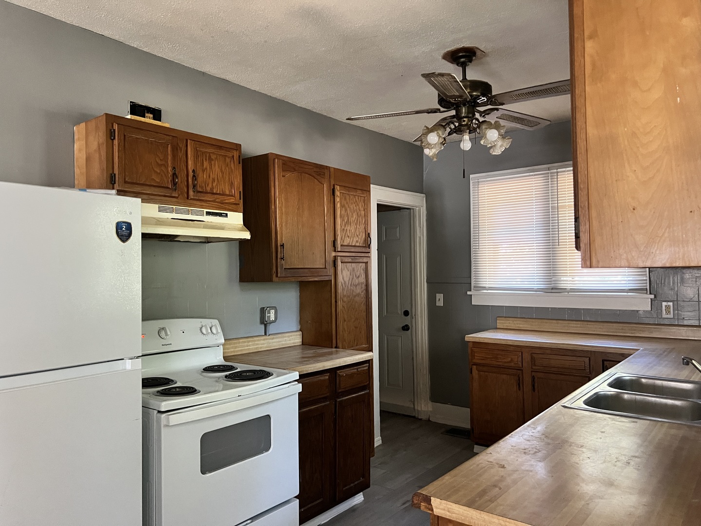605 S 24th Street Property Photo 9