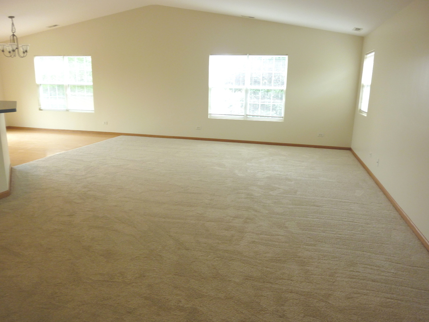 2632 Loren Lane Property Photo 6