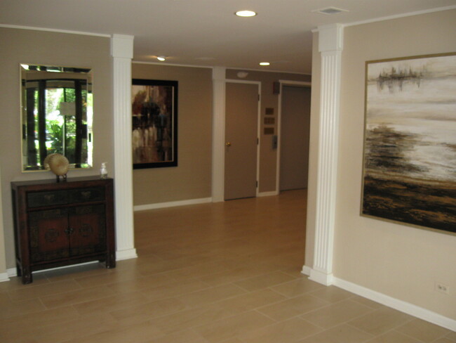 2020 Chestnut Avenue 406 Property Photo 4